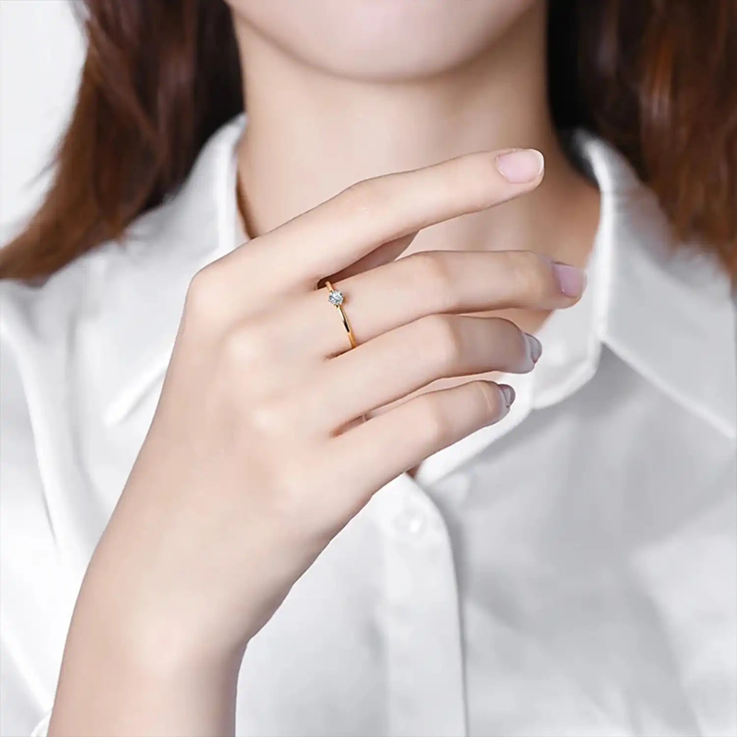 Radiant Elegance Moissanite Engagement Ring - PURE 18K GOLD